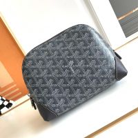 Goyard Vendome Cosmetic Pouch In Goyardine Canvas Grey