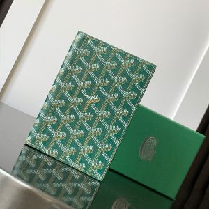 Goyard Grenelle Passport Cover In Goyardine Canvas Green