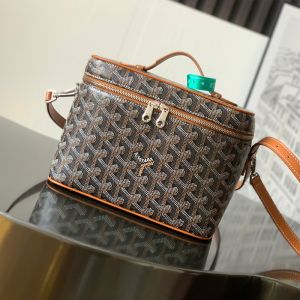 Goyard Muse Vanity Case In Goyardine Canvas Brown