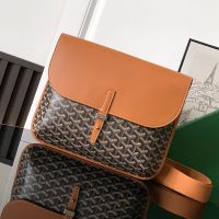 Goyard Coursier Messenger Bag In Goyardine Canvas Brown
