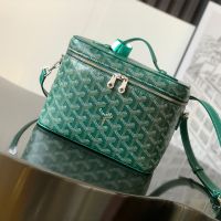 Goyard Muse Vanity Case In Goyardine Canvas Green